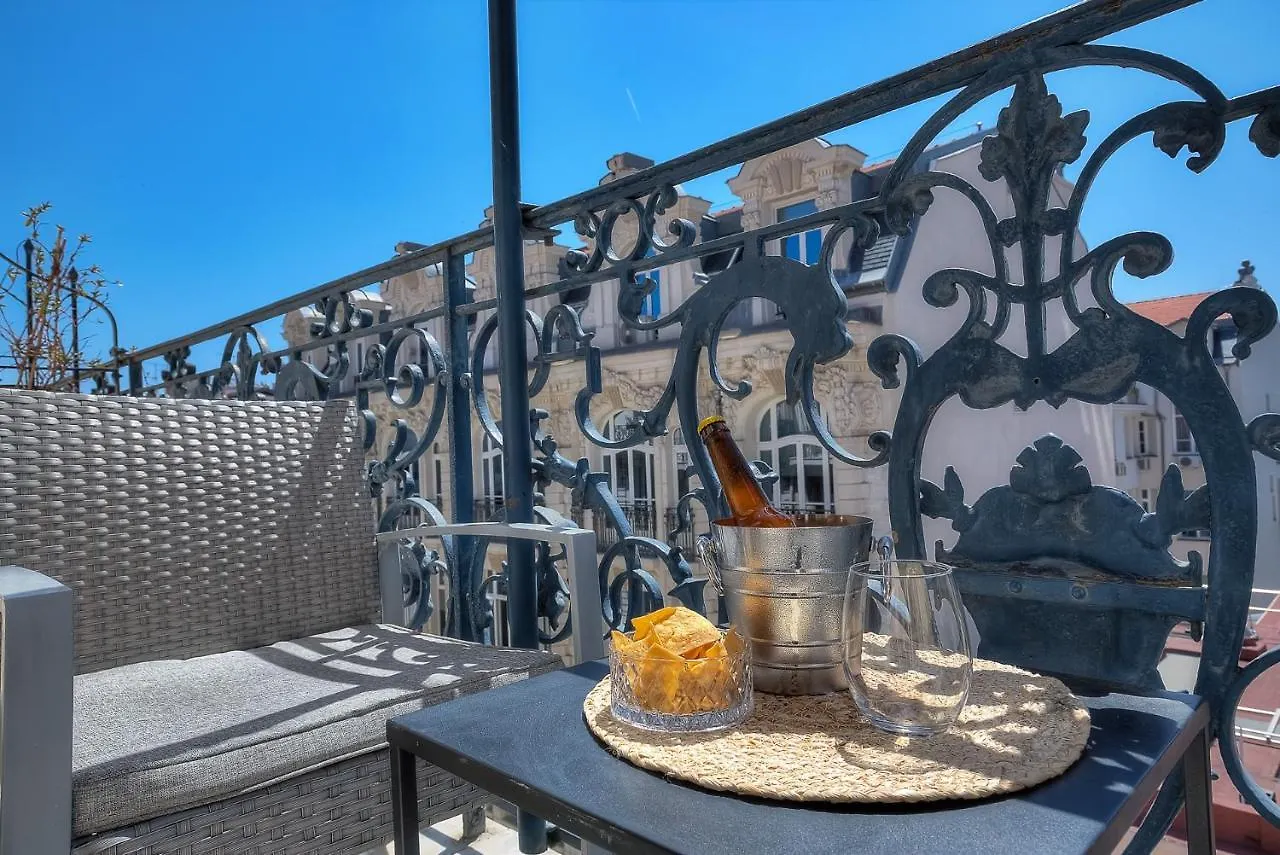 Ξενοδοχείο με διαμερίσματα Maison Lamartine - Νίκαια
